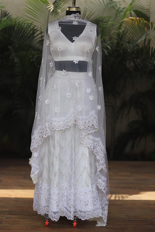 Buy Off White Elegant Embroidered Lehenga Choli Sets Online. – Odette