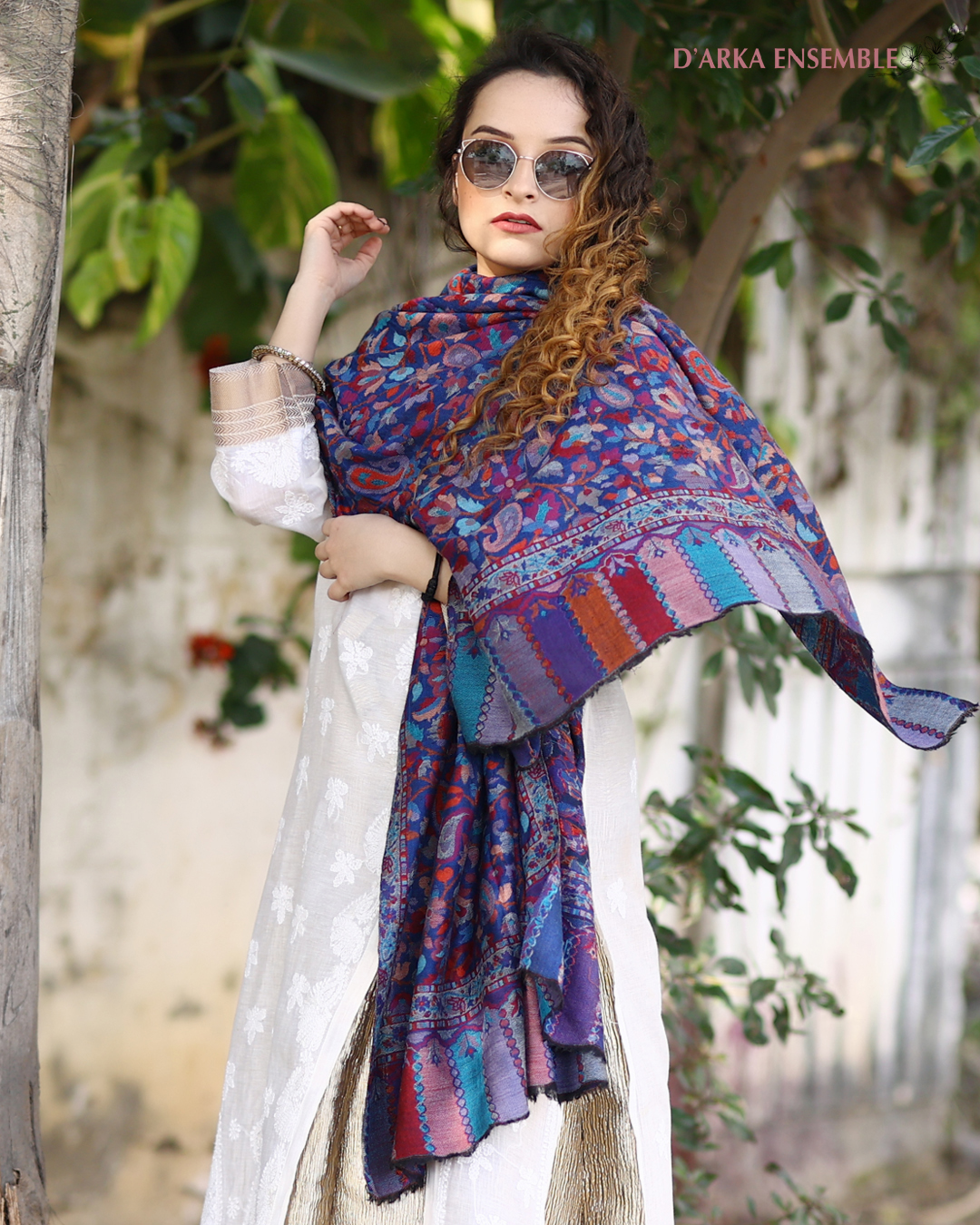 Elegant Full Body Weaving Design Pashmina Shawl - D'ARKA ENSEMBLE